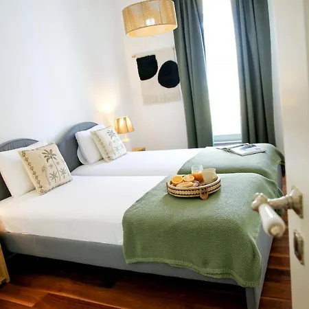 Lägenhet Faro, Modern Duplex With A Bliss Terrace *