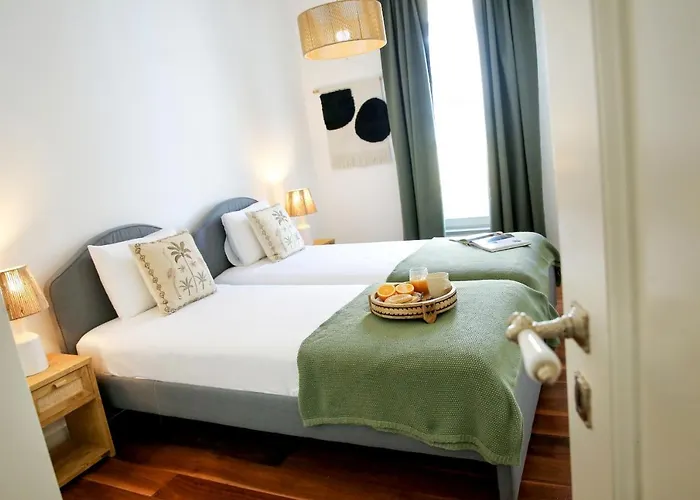 Apartment Faro, Modern Duplex With A Bliss Terrace *