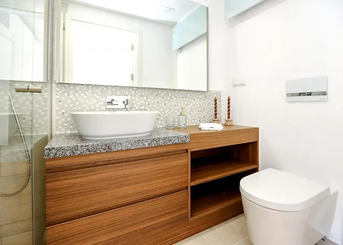 Διαμέρισμα Faro, Modern Duplex With A Bliss Terrace Φάρο
